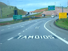 Rodovia dos Tamoios